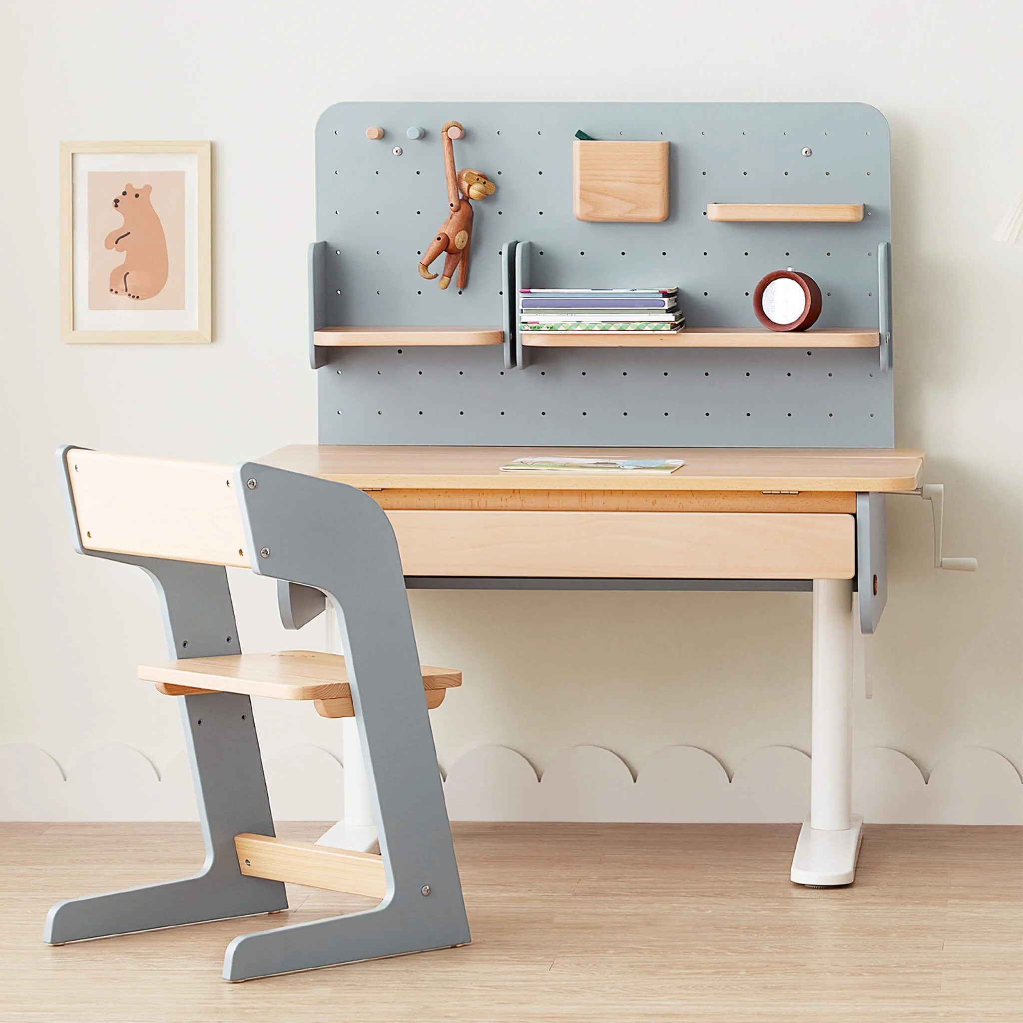 Ergonomic Desk - Image 6