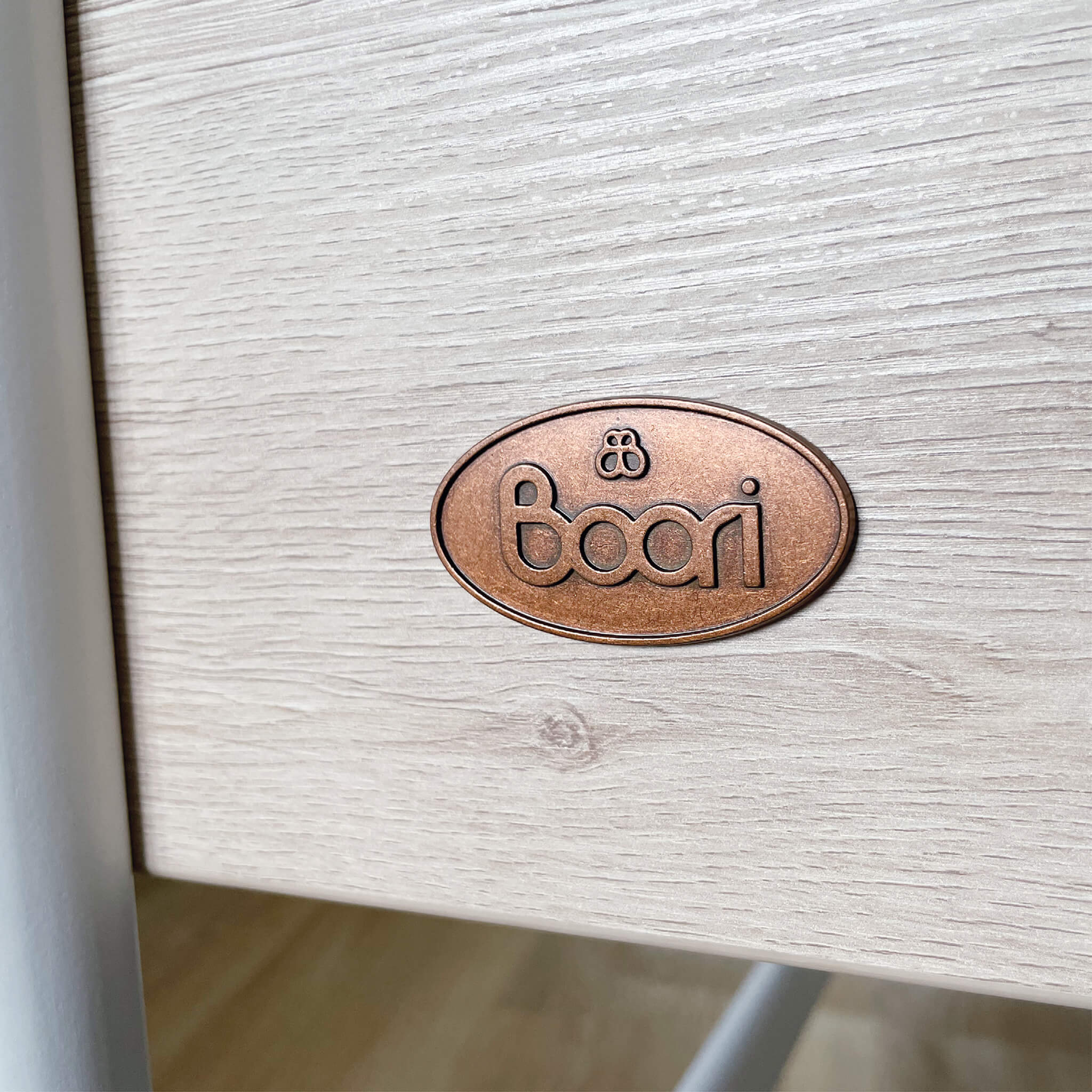 Neat Bedside Crib and Bedding Bundle - Image 5