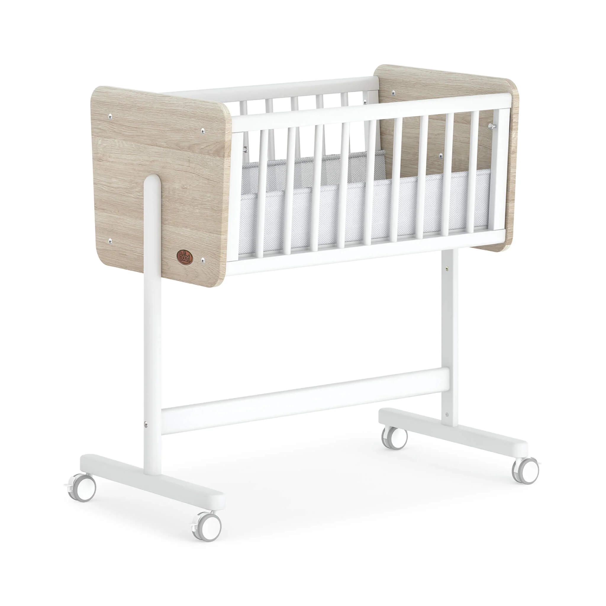 Neat Bedside Crib - Image 7